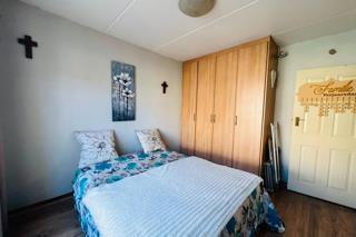 2 Bedroom Property for Sale in Vaalpark Free State